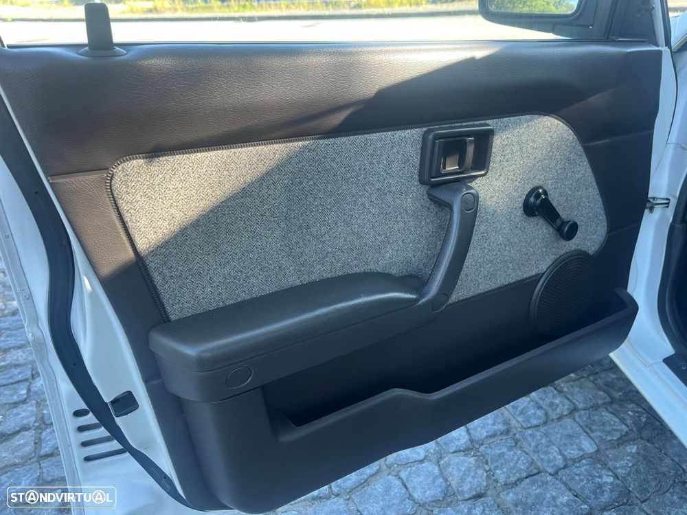 Nissan Sunny Sedan 1.6 SLX 4x4 - 17