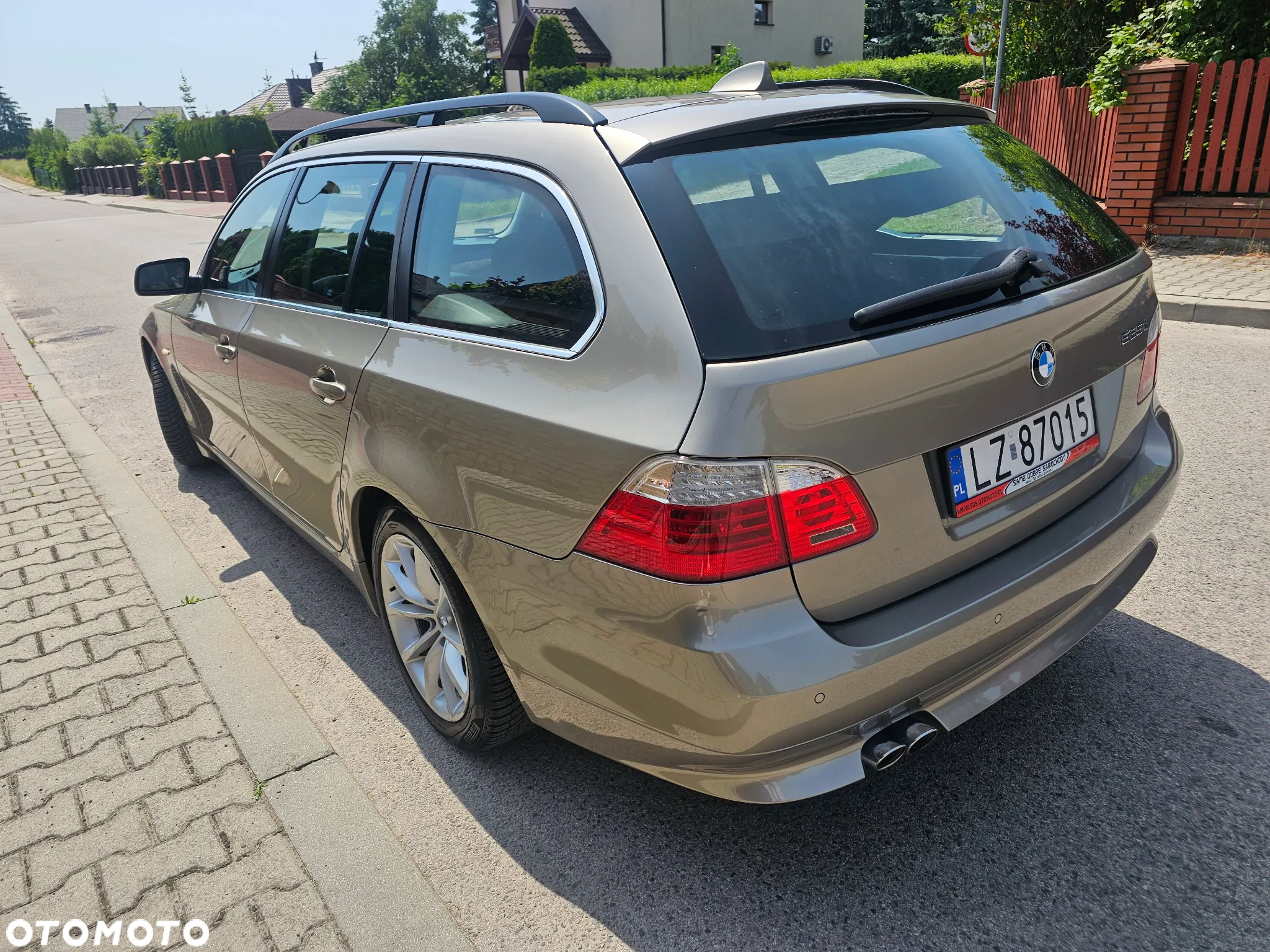 BMW Seria 5 525d Touring Edition Exclusive - 9