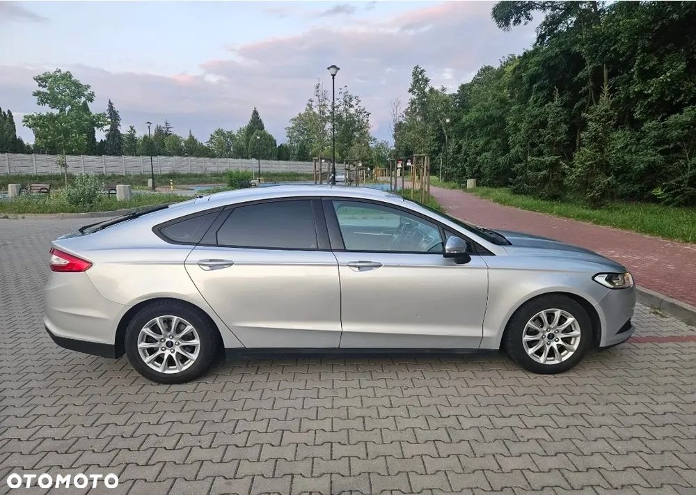 Ford Mondeo 1.6 TDCi Start-Stopp Titanium - 9
