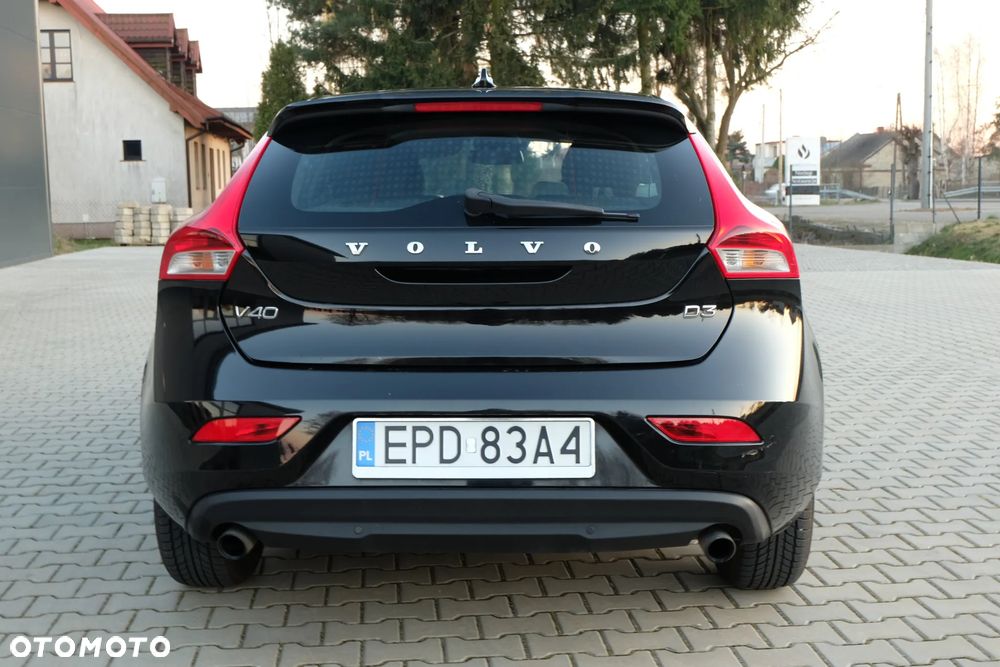 Volvo V40 D3 Geartronic Summum - 6