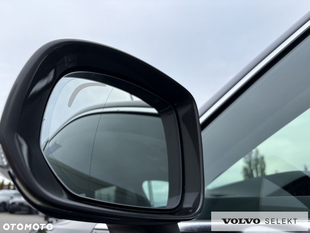 Volvo XC 60 - 38