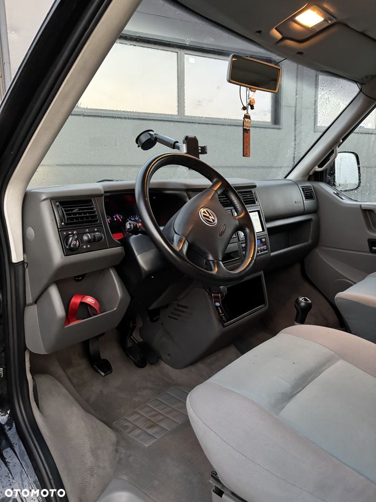 Volkswagen Multivan Standard - 7
