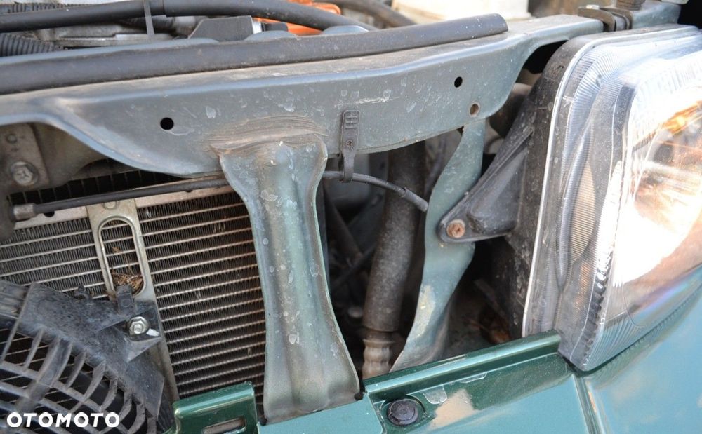 Suzuki Jimny 1.3 JX / Club - 32