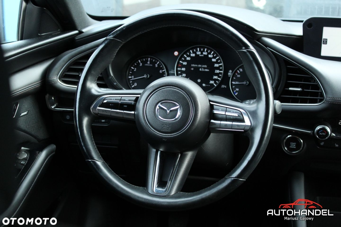 Mazda 3 - 9