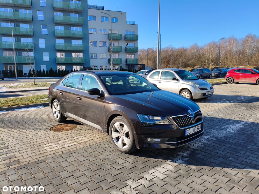 Skoda Superb 2.0 TDI Ambition DSG - 1