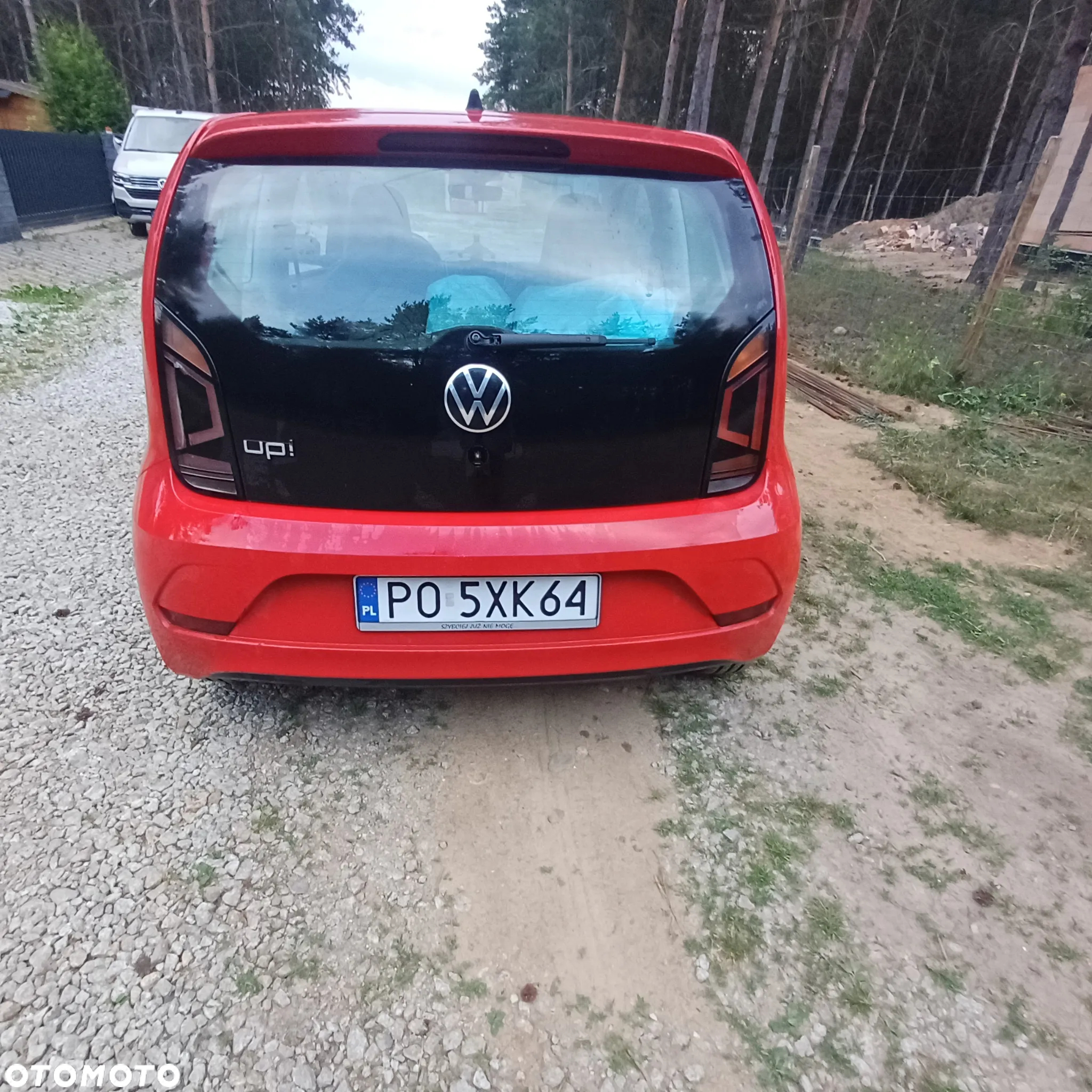 Volkswagen up! - 4