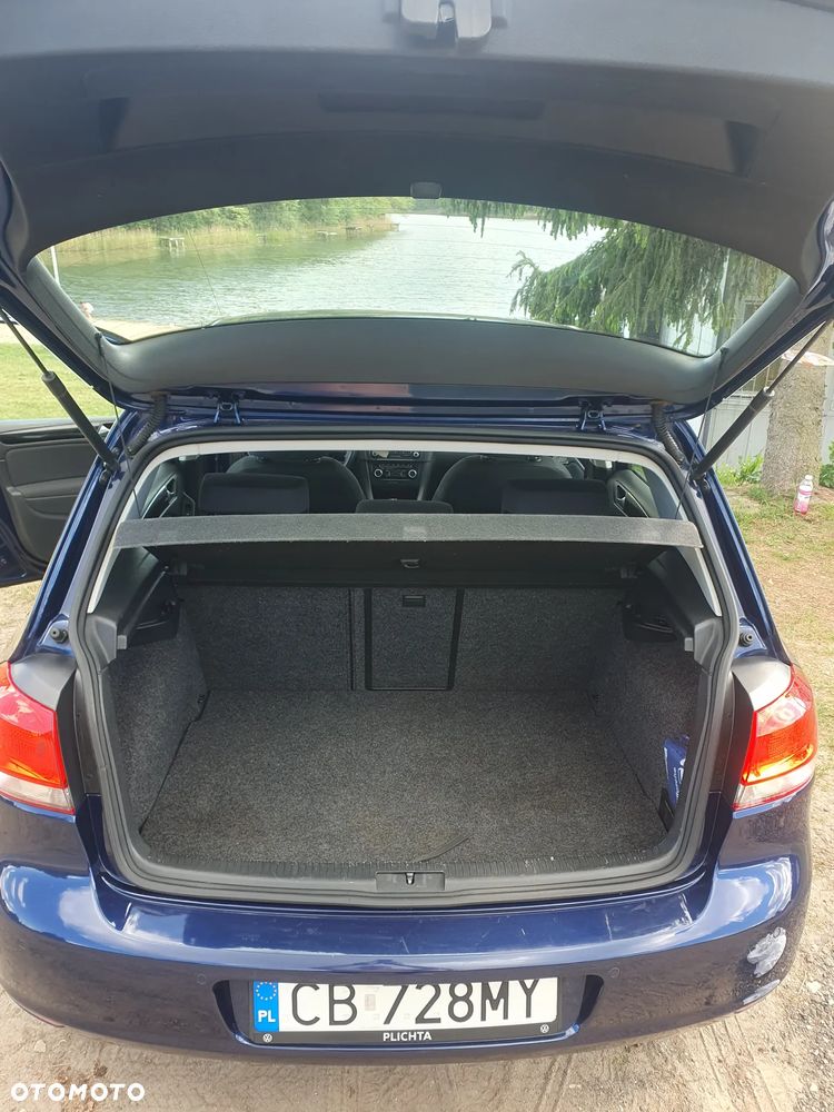 Volkswagen Golf 1.6 Comfortline - 17