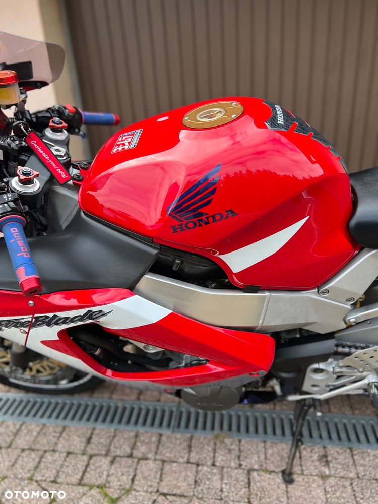 Honda CBR - 22