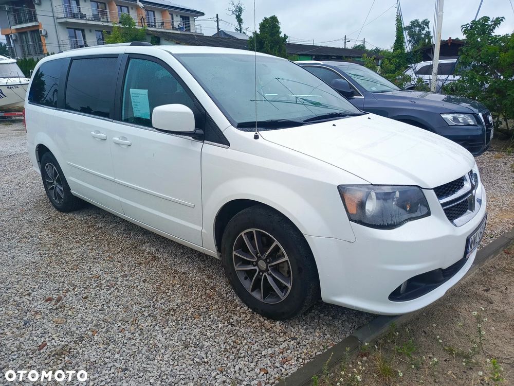 Dodge Grand Caravan - 1