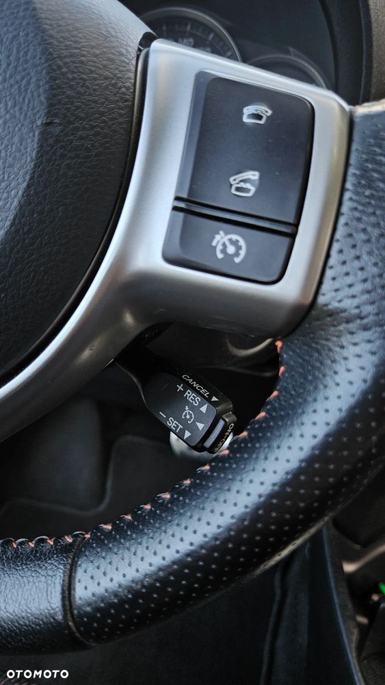 Toyota Yaris - 12