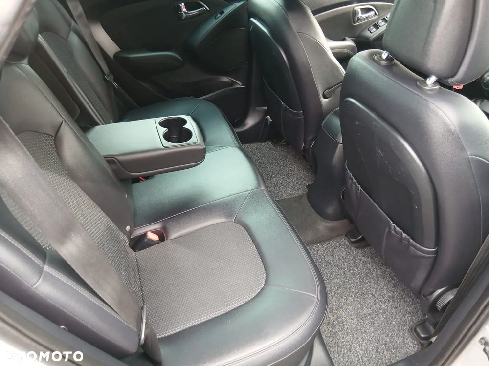Hyundai ix35 2.0 2WD Comfort - 17