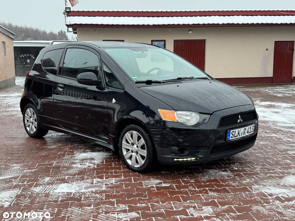 Mitsubishi Colt - 26