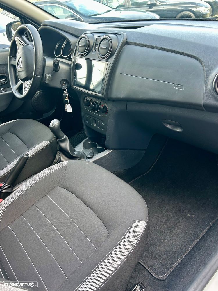 Dacia Sandero Stepway dCi 90 Ambiance - 14