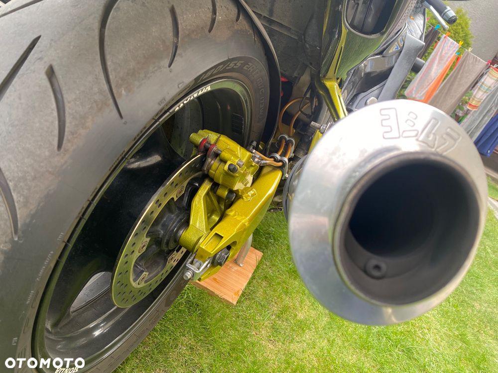 Honda CBR - 19