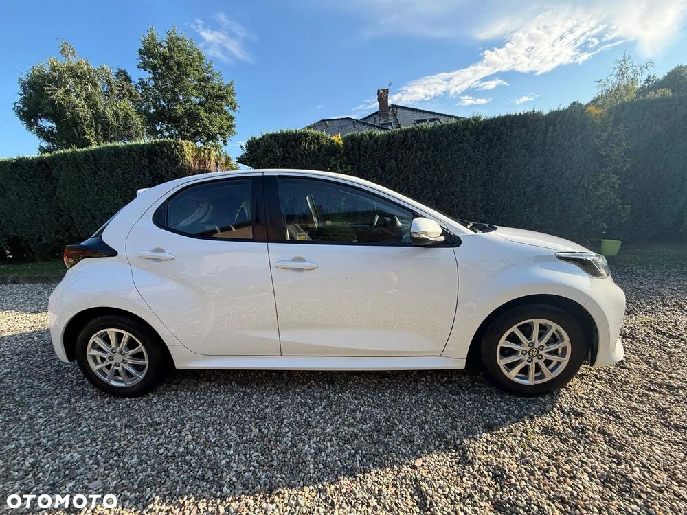Toyota Yaris 2024 photo 4