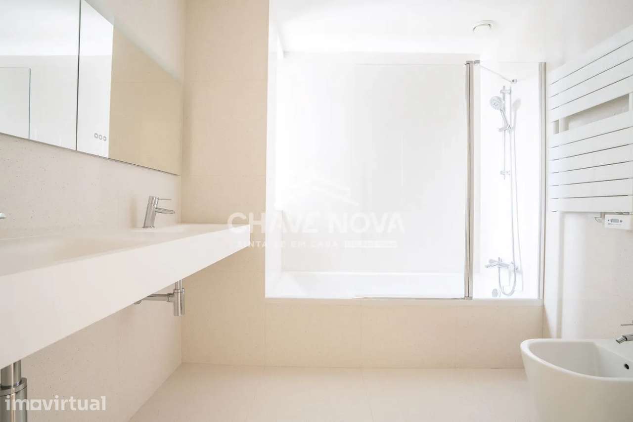 Arrenda-se T2 Novo – Vista Douro - Vila Nova de Gaia - Grande imagem: 4/12