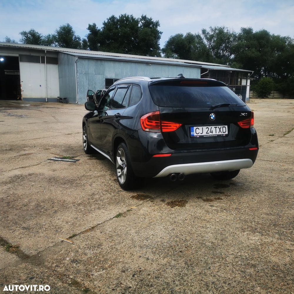 BMW X1 xDrive20d - 8