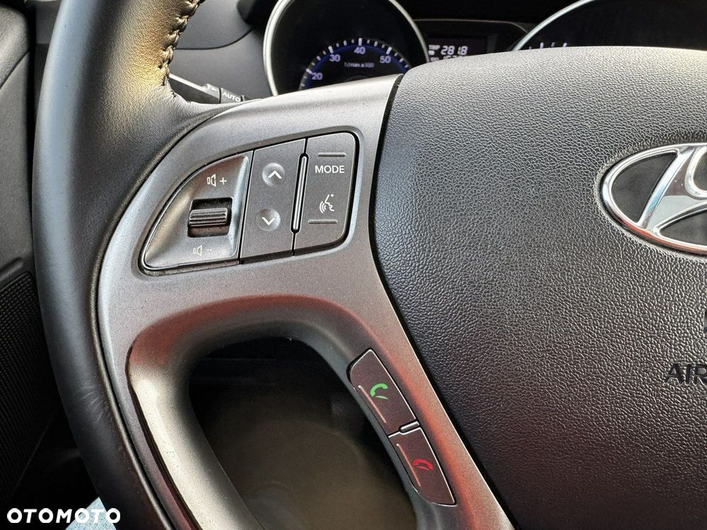 Hyundai ix35 1.6 2WD blue Trend - 17