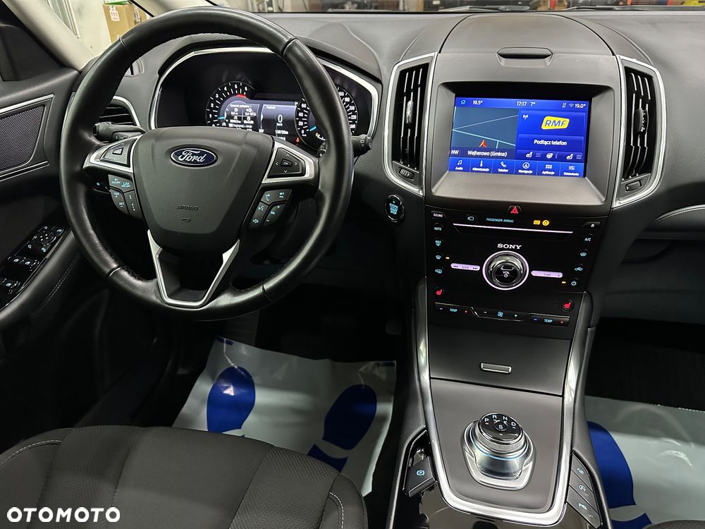 Ford S-Max 2.0 EcoBlue Titanium - 28