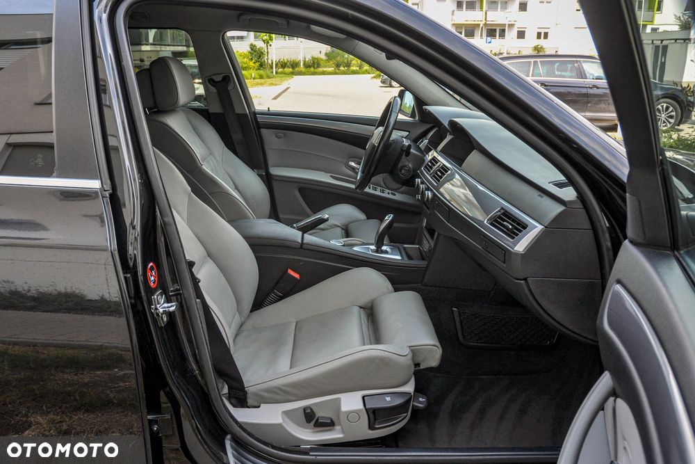 BMW Seria 5 - 11