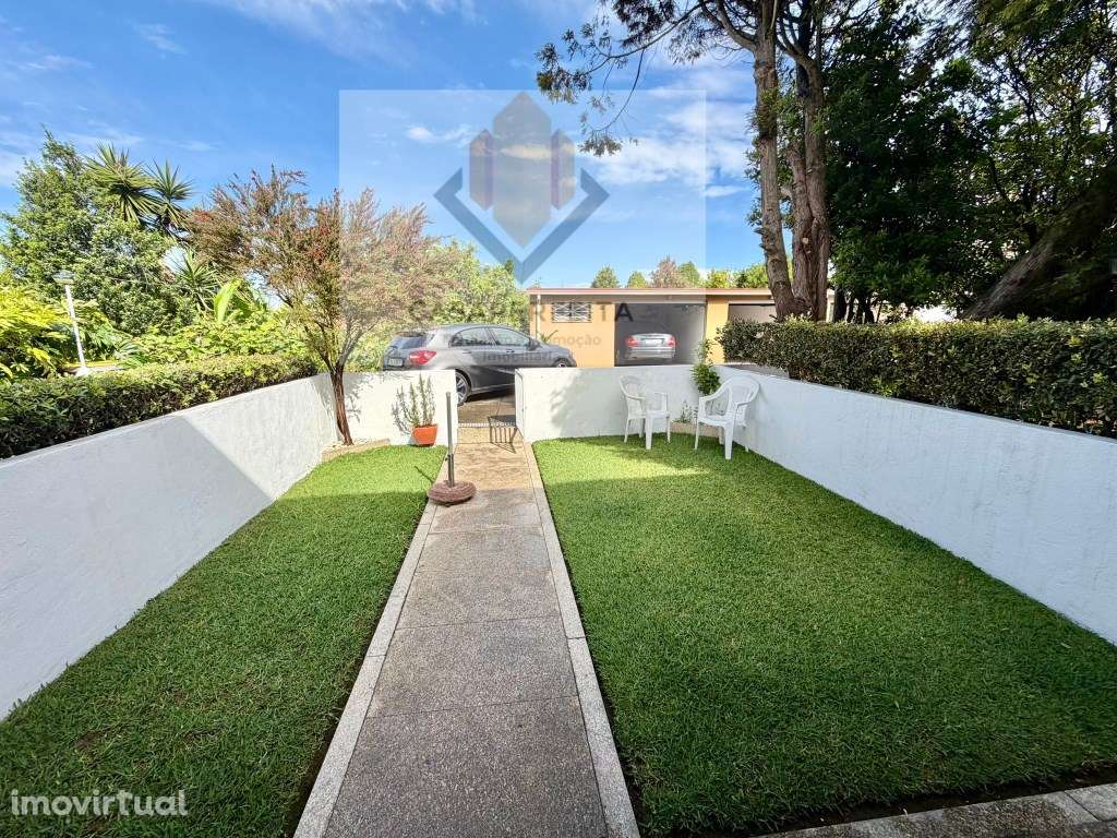 Moradia T4 com Jardim, Terraço e Box para 2 carros - Madalena - Grande imagem: 3/31