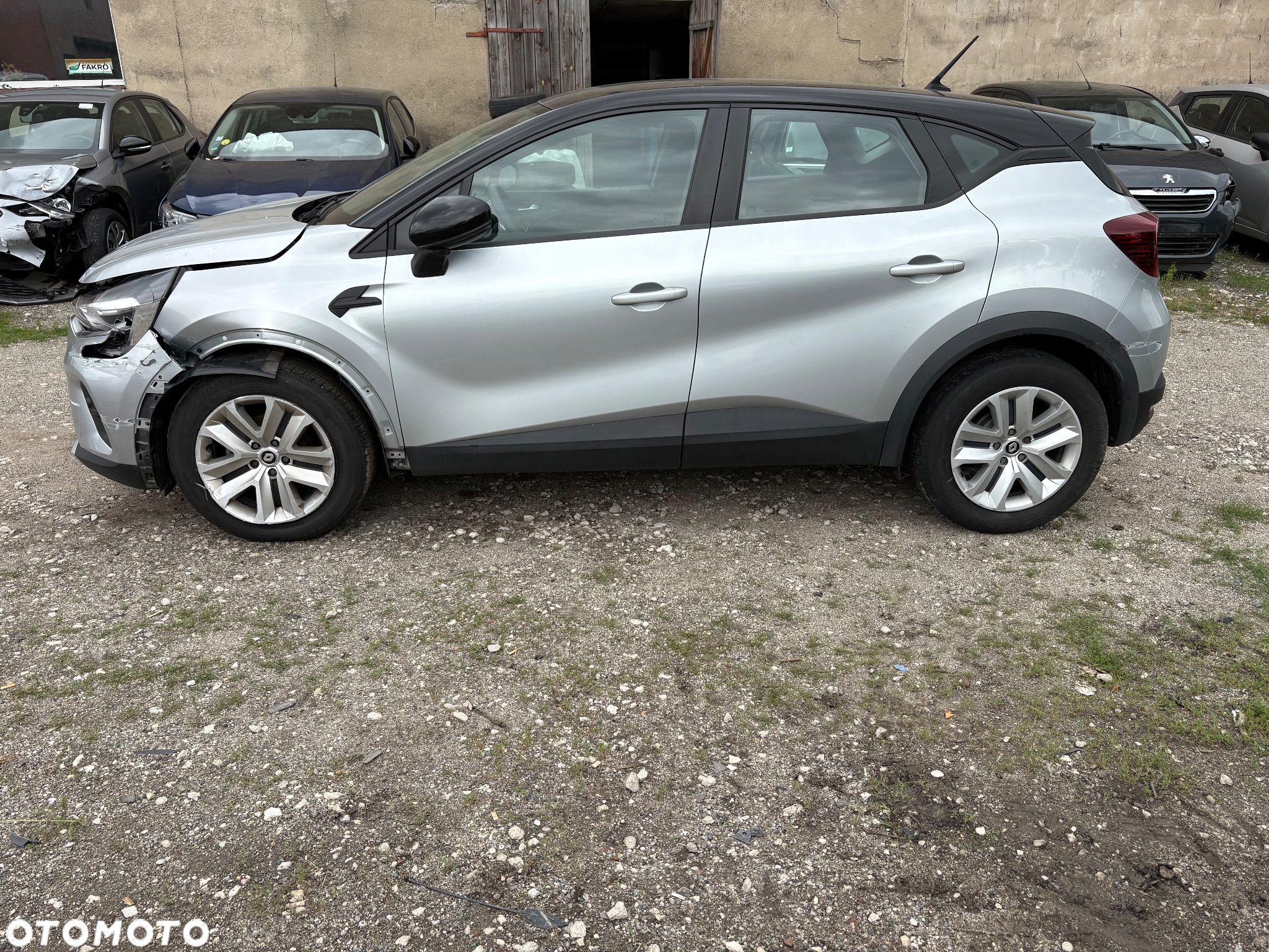 Renault Captur TCe Mild Hybrid 140 GPF EQUILIBRE - 3