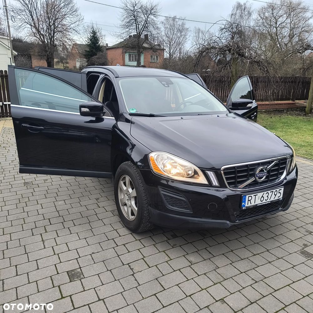 Volvo XC 60 DRIVe R Design - 15