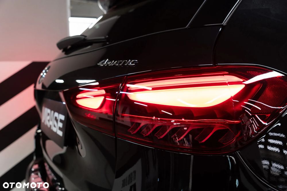 Mercedes-Benz CLA 220 AMG Line 7G-DCT - 19