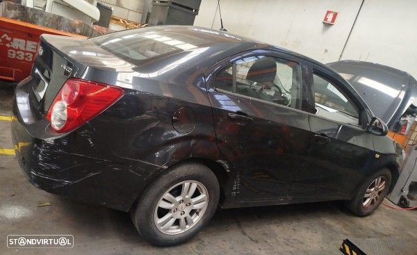 Para Peças Chevrolet Aveo Hatchback (T300) - 2