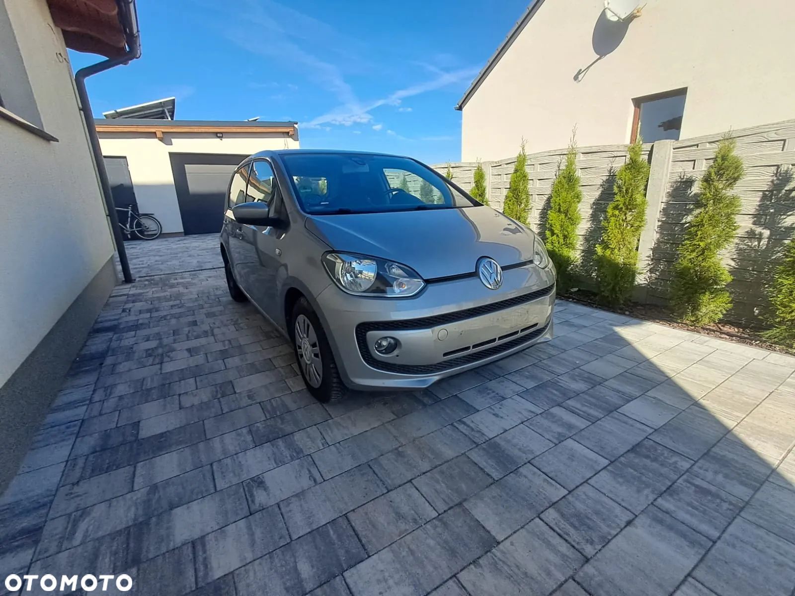 Volkswagen up! 1.0 high - 1