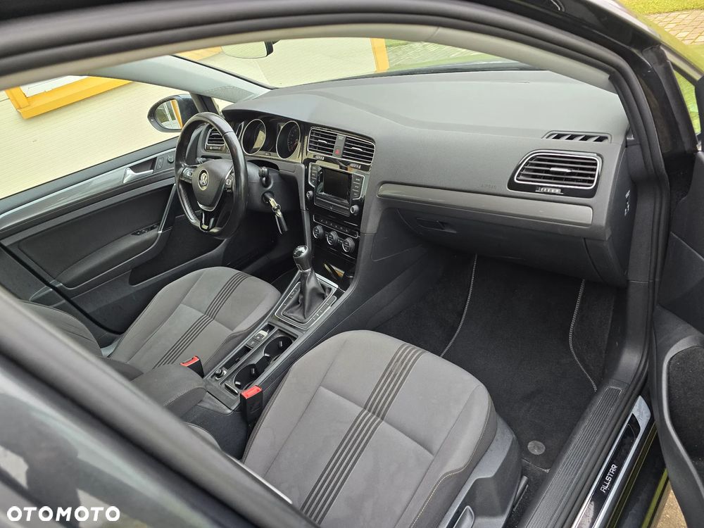 Volkswagen Golf 1.6 TDI SCR Comfortline - 7