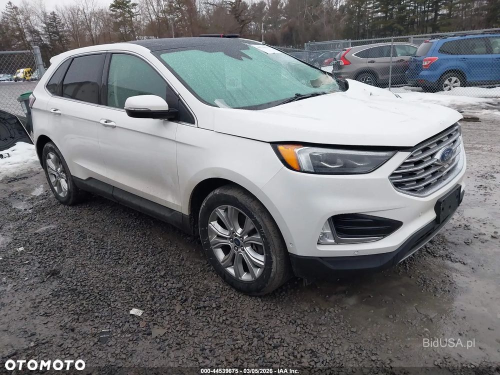 Ford Edge - 1