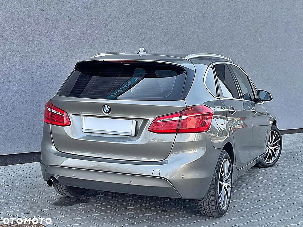 BMW Seria 2 218i Luxury Line - 16