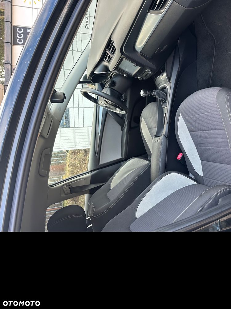 Toyota Avensis Touring Sports 1.8 Edition S+ - 6