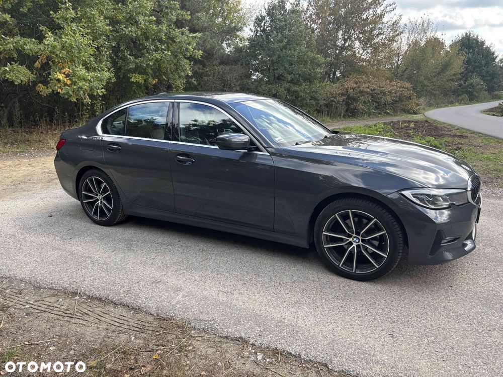 BMW Seria 3 320d xDrive Sport Line - 7