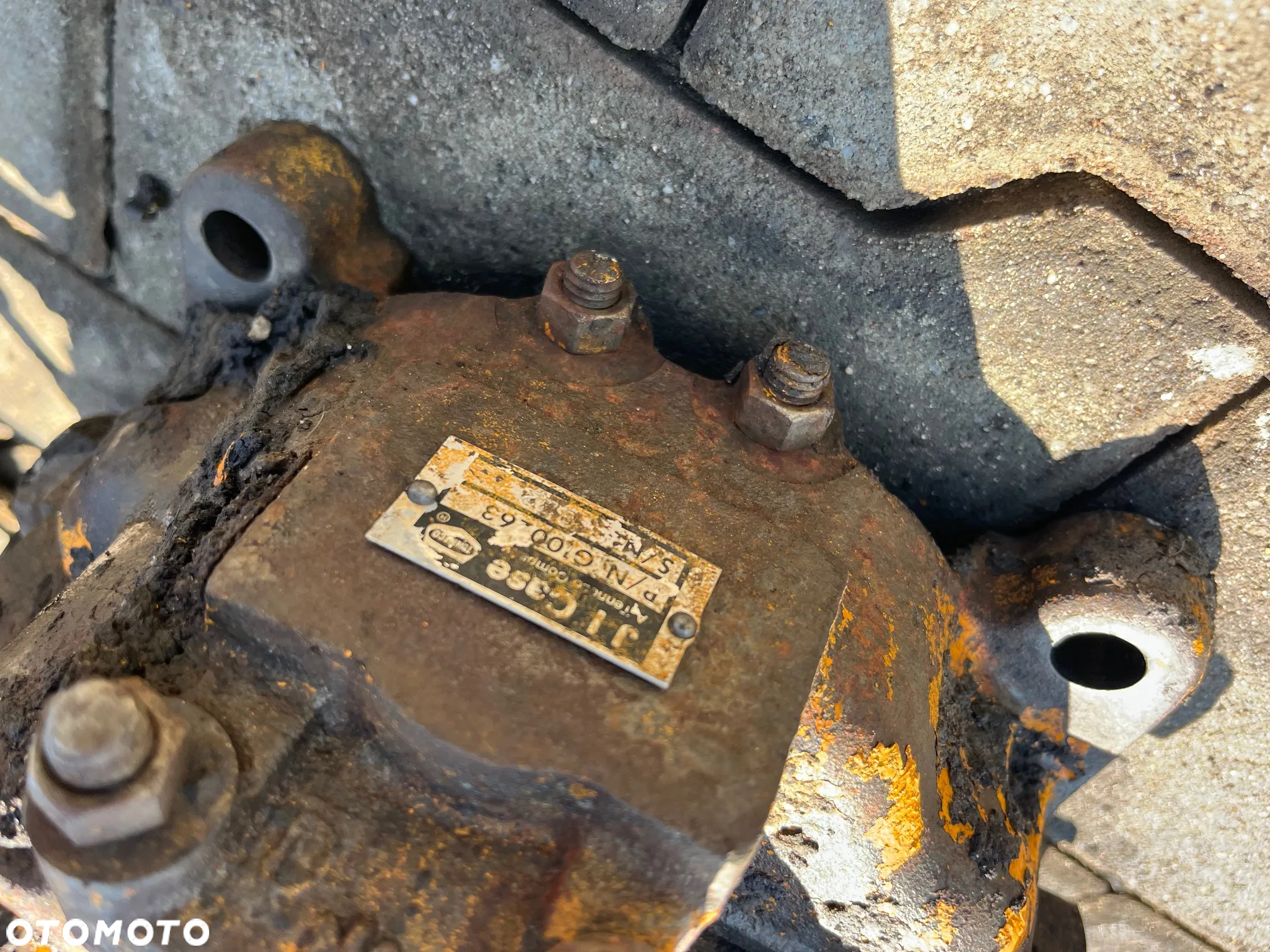 Rozdzielacz hydrauliczny tylny do koparkoładowarki 6 sekcyjny - 6