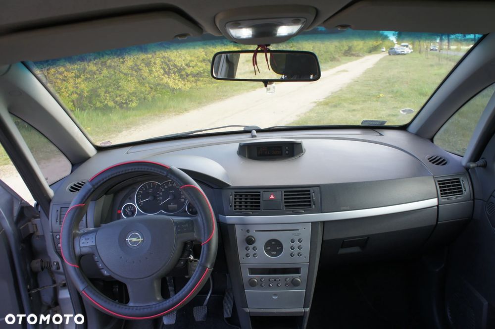 Opel Meriva 1.6 16V Cosmo - 9