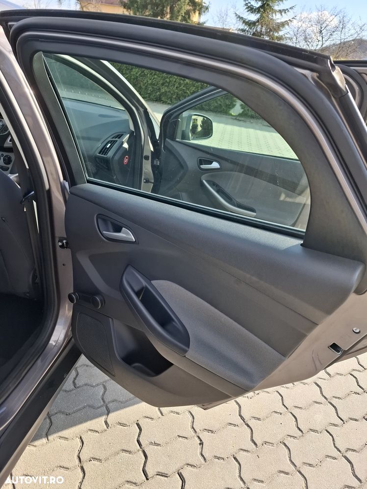 Ford Focus 1.0 EcoBoost ST-Line - 17