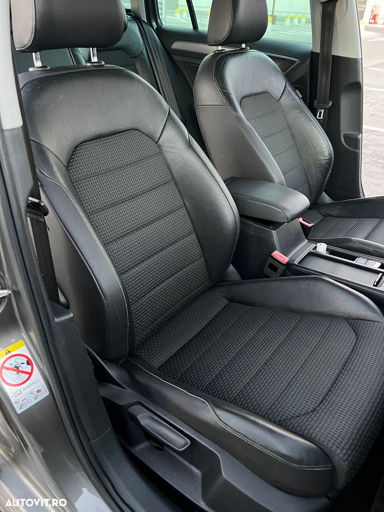 Volkswagen Golf - 13