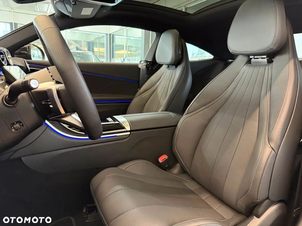 Mercedes-Benz CLE 200 mHEV 4-Matic AMG Line - 12
