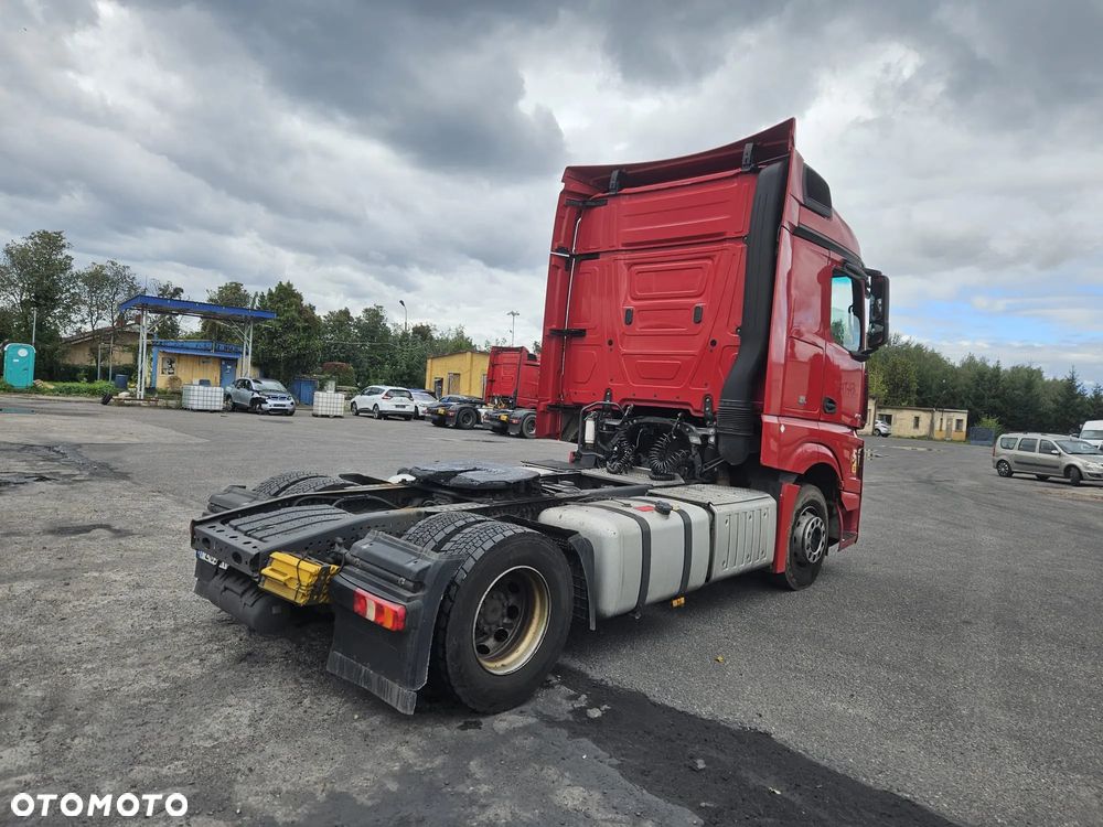 Mercedes-Benz ACTROS - 5