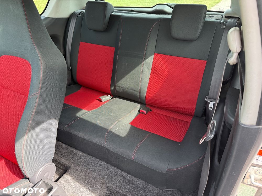 Suzuki Swift 1.6 Sport - 16