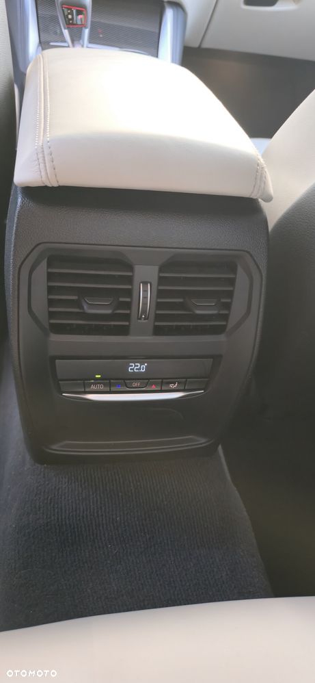 BMW M4 Competition M xDrive sport - 11