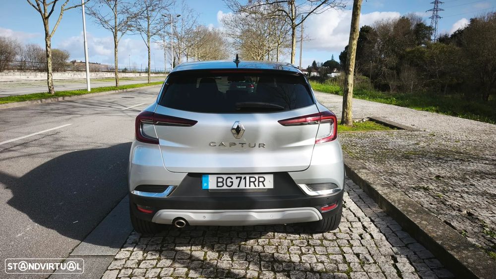 Renault Captur 1.3 TCe Exclusive EDC - 27