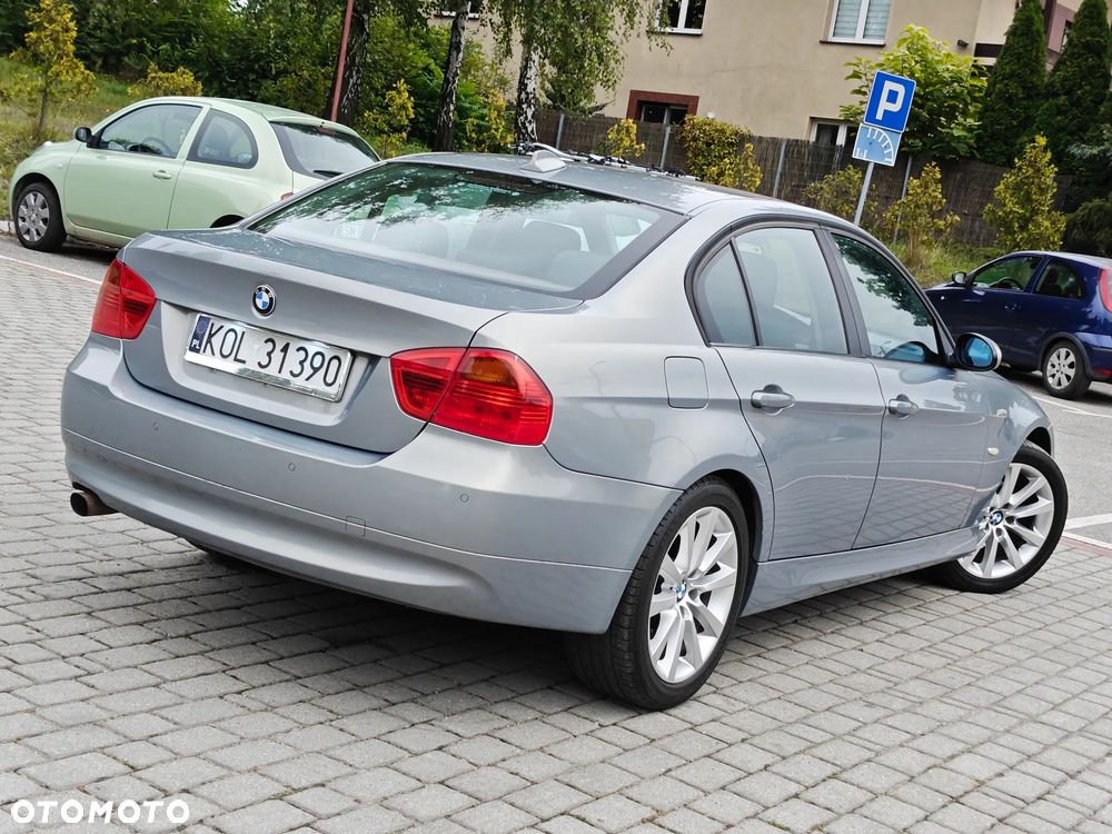 BMW Seria 5 520i - 1