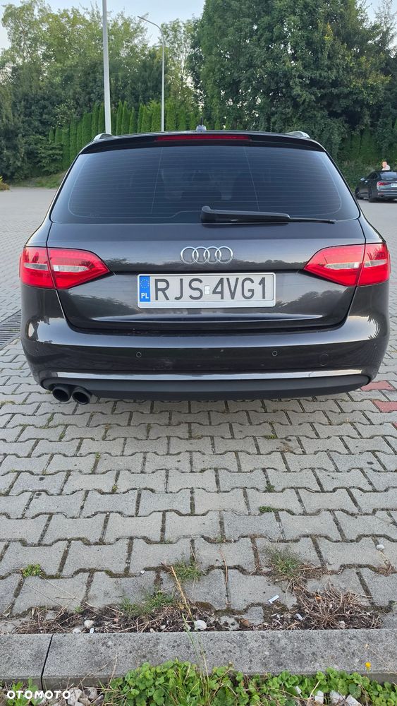 Audi A4 Avant - 5