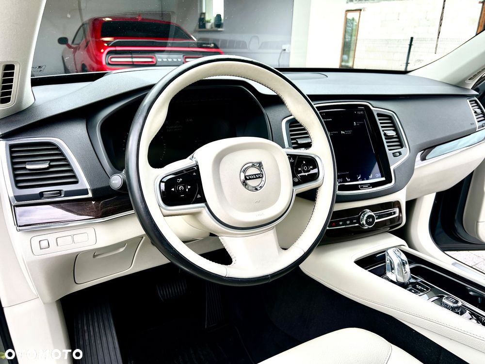 Volvo XC 90 T8 AWD Twin Engine Geartronic Momentum - 13