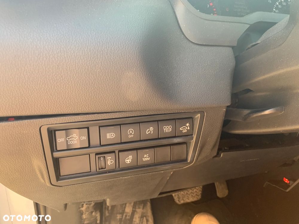 Toyota Tundra - 11