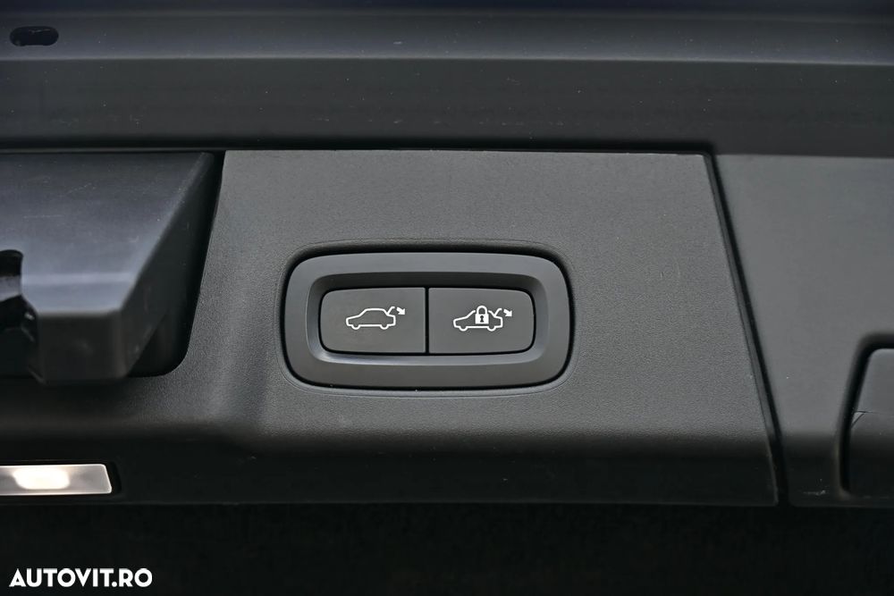 Volvo V90 - 36