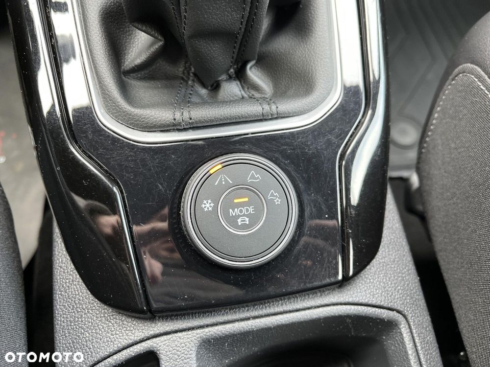 Volkswagen T-Roc - 32